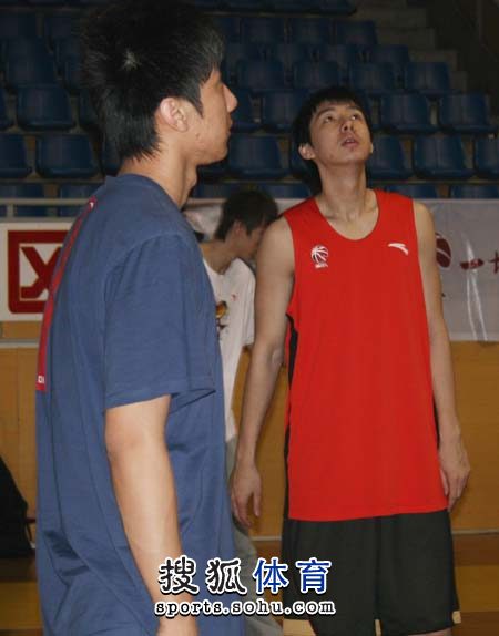 战术调整紧锣密鼓目标是取得胜利