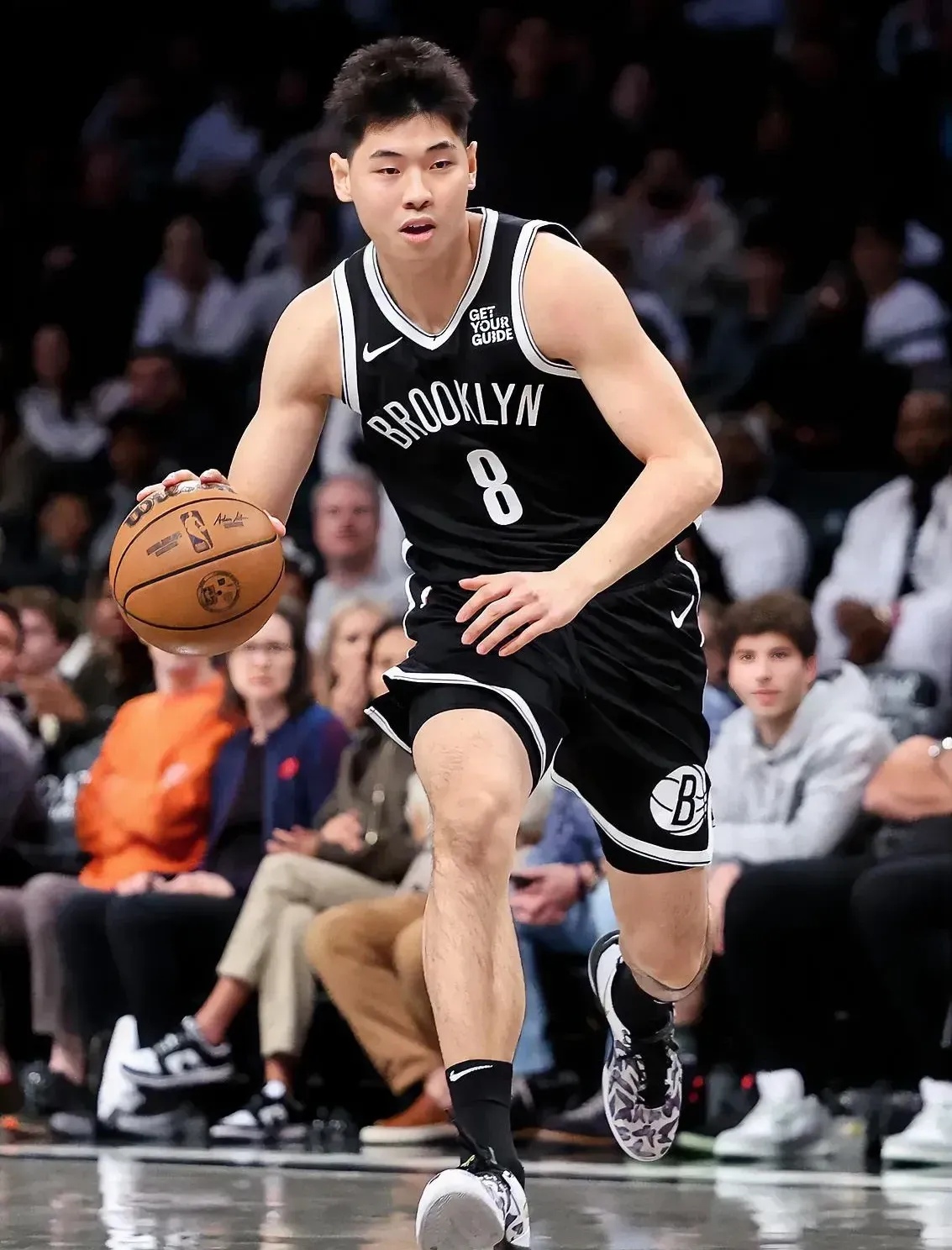 开云体育-篮网赢下人，厄文砍下分助球队胜出的简单介绍