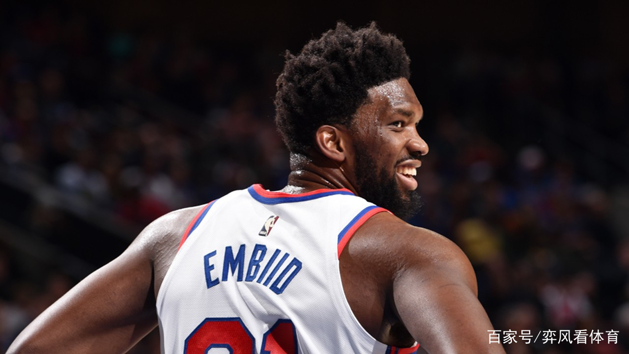 关于莱切斯特城大胜领先优势扩大，进军冠军行列的信息