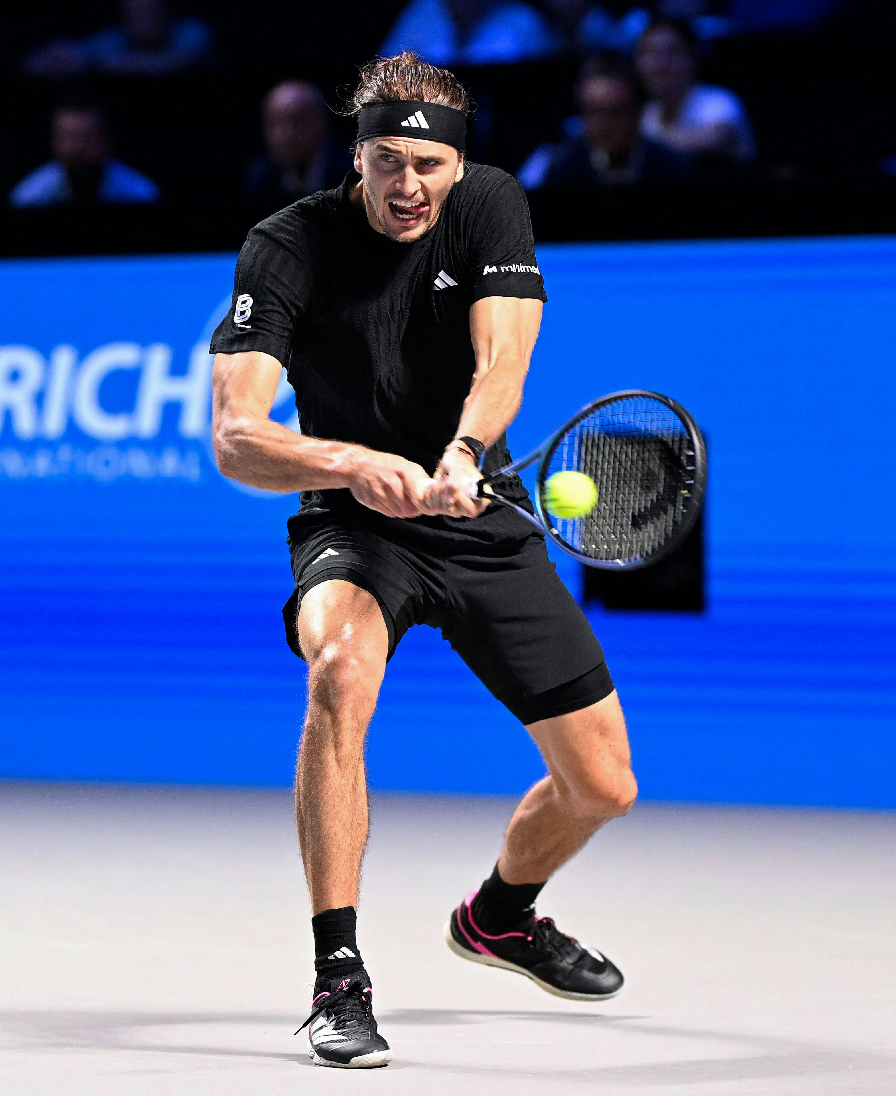 欧洲网球队完胜德国网球队，兹维列夫统治全场的简单介绍