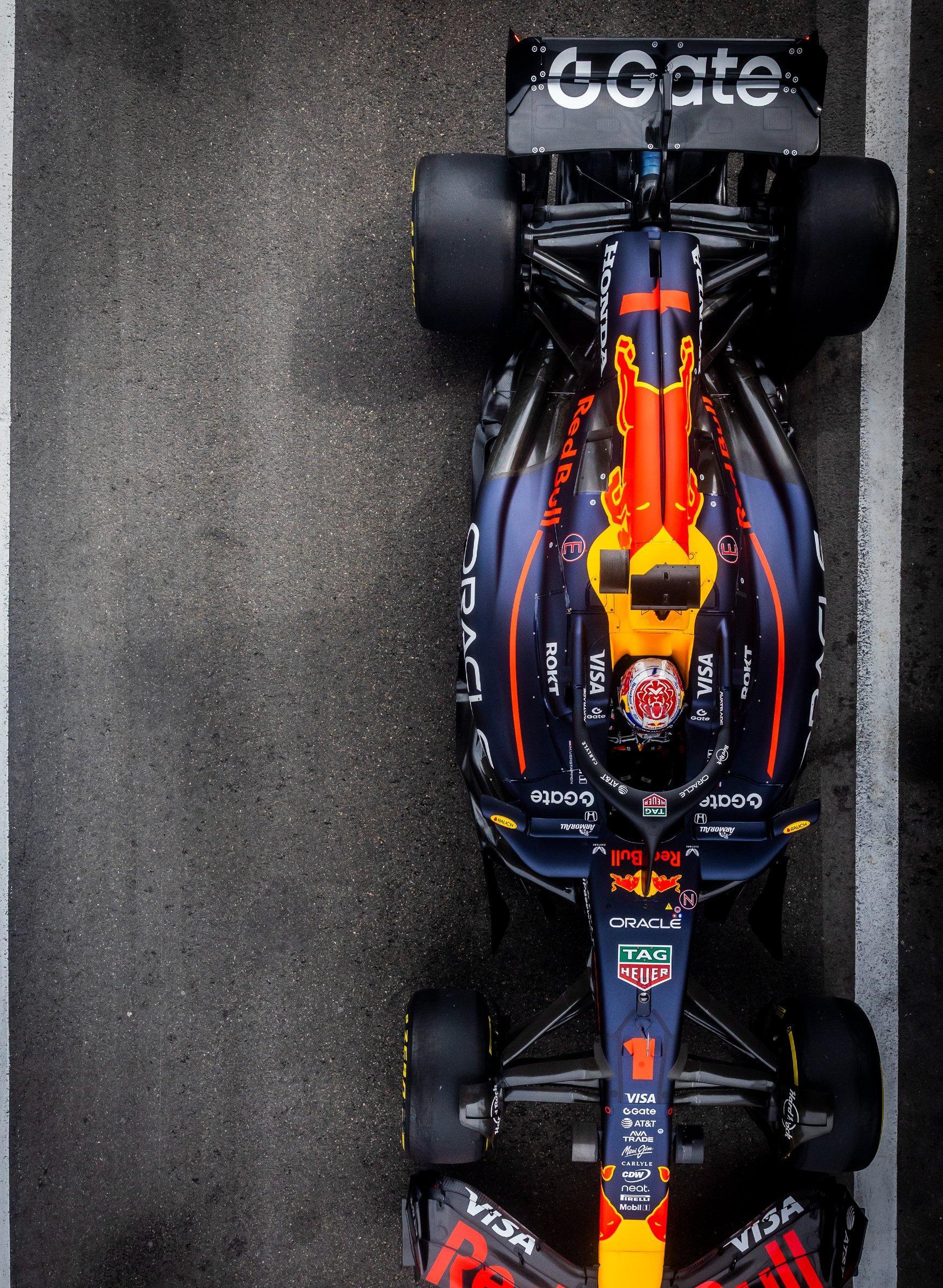 红牛车队横扫阿斯顿马丁，维斯塔潘统治全场的简单介绍