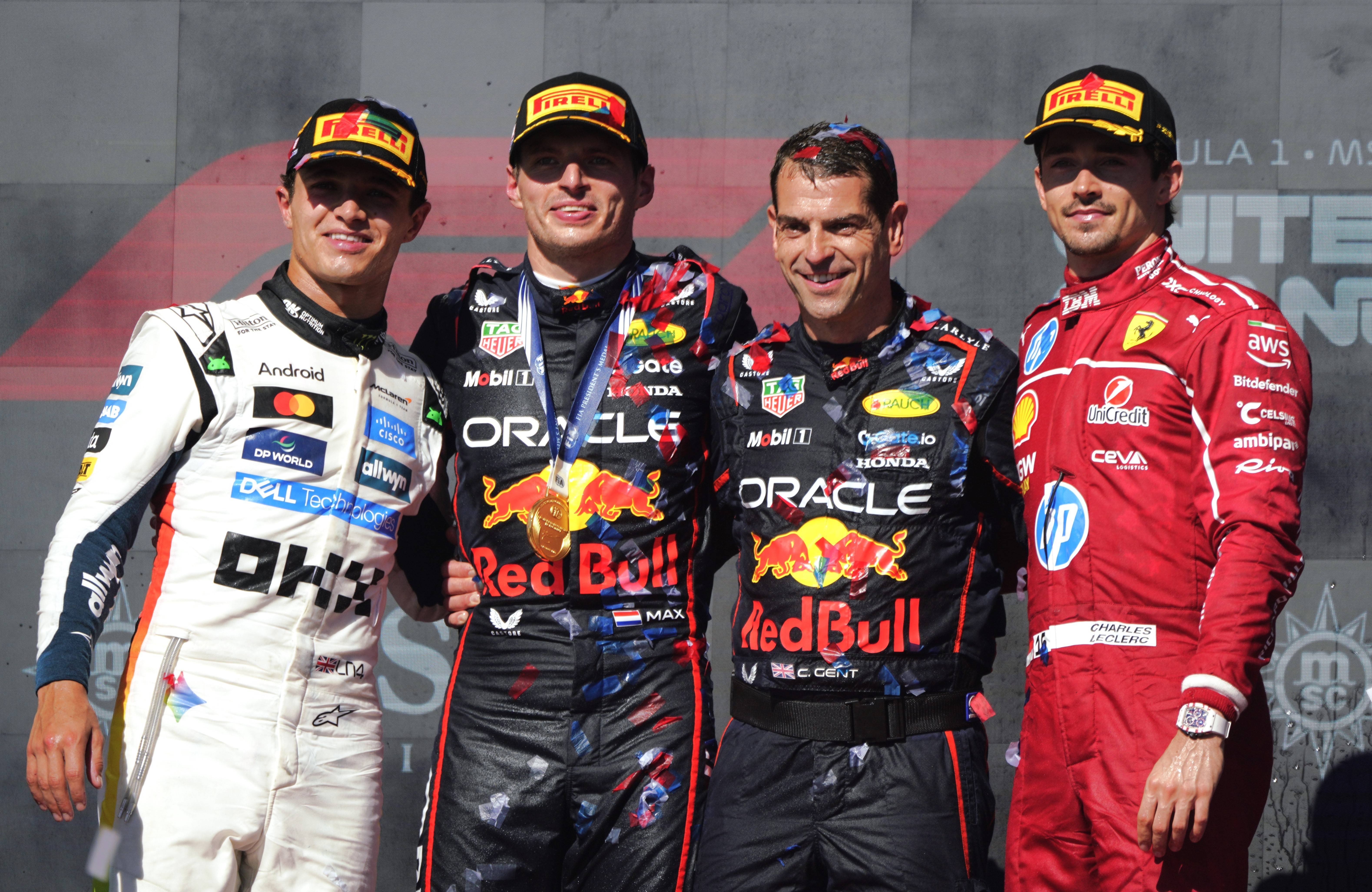 开云体育下载-包含红牛车队翻盘阿斯顿马丁，勒克莱尔高光表现的词条