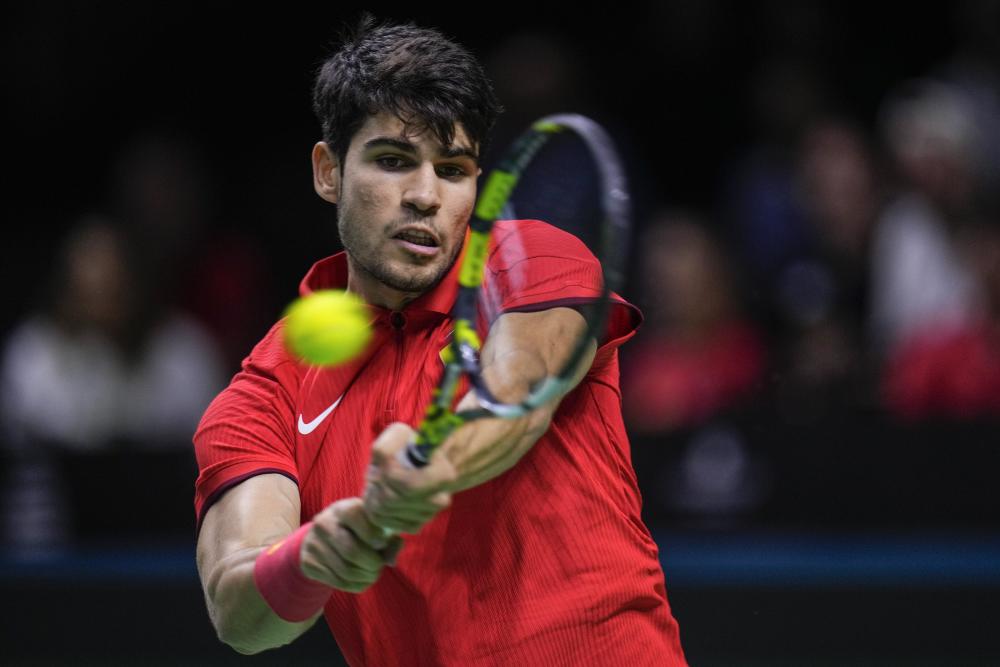 法网横扫戴维斯杯，阿尔卡拉斯点燃赛场的简单介绍