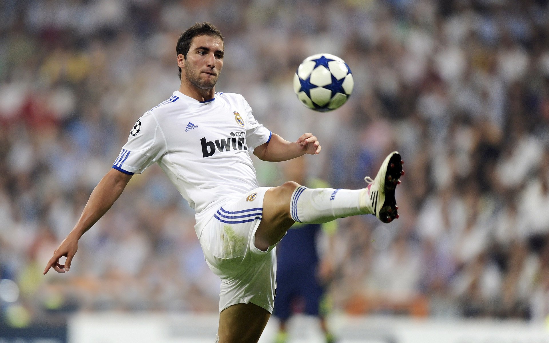 巴尔韦德导演逆转奇迹，沙特资本掀翻拉齐奥的战术革命