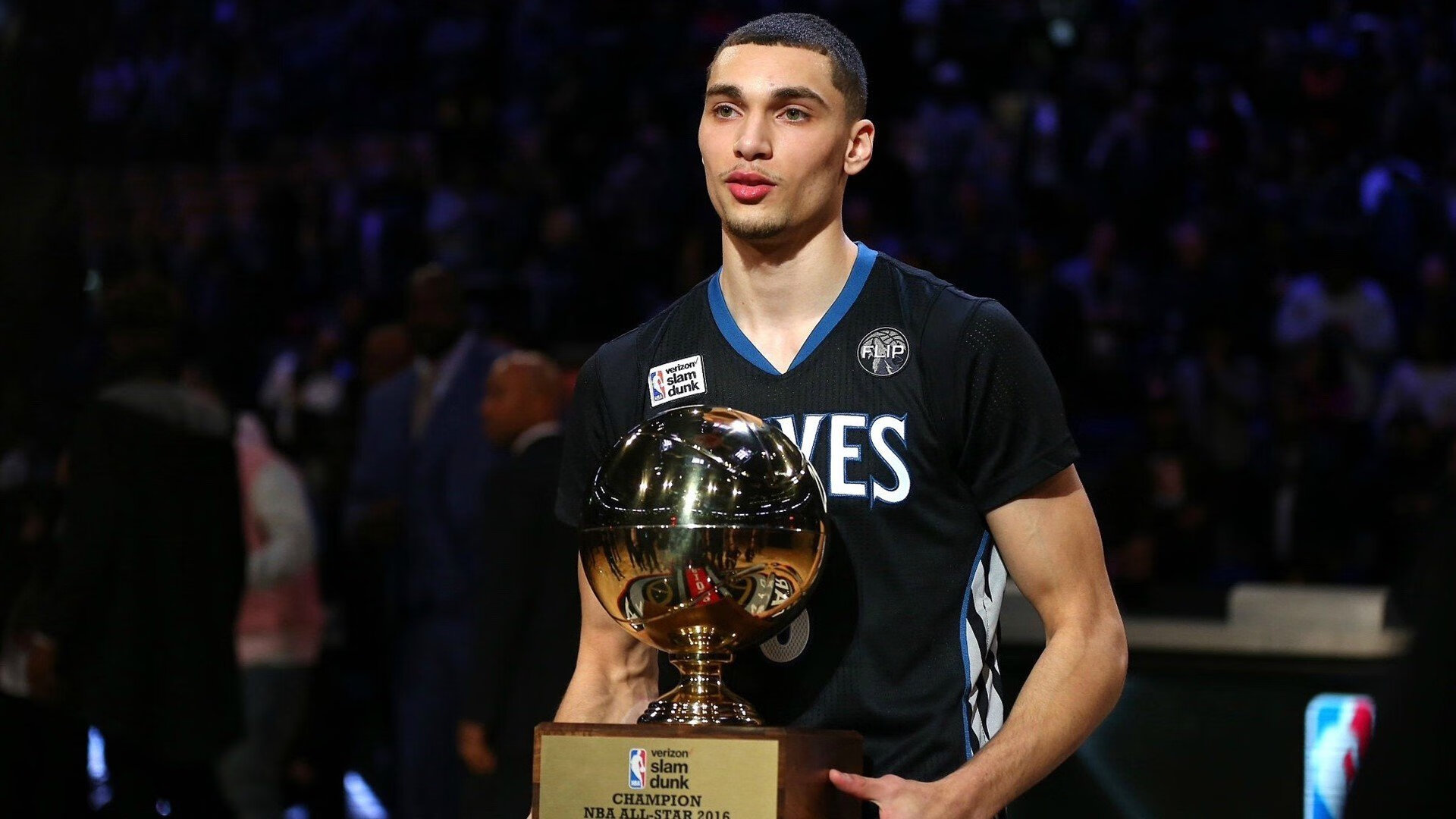 孤骑破阵—德罗赞扛起全队,骑士马刺巅峰对决见证英雄诞生